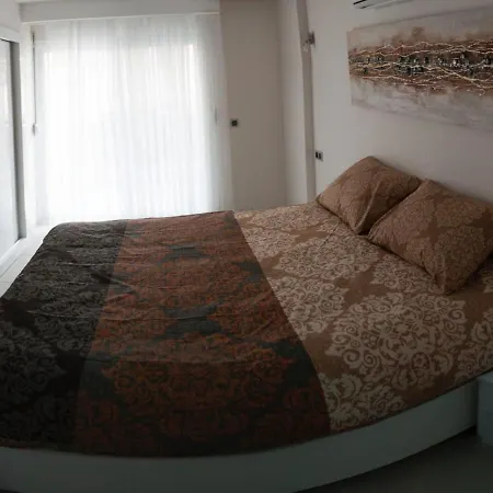 Tropical Gardens Is A 2 Bed 1st Floor Private