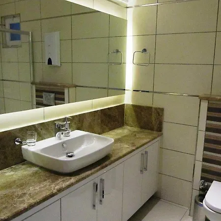 아파트 Tropical Gardens Is A 2 Bed 1st Floor Private 시데